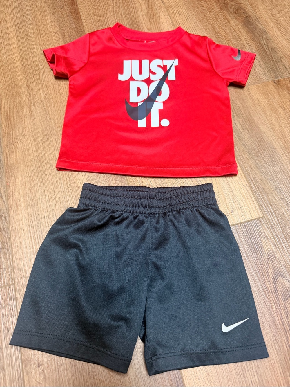 Nike Dri-FIT Toddler 2-Piece Shorts Set 18M Just Do It Red Black Outfit Athletic